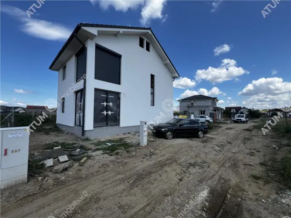 Casă 4 camere Cristian - poza 1