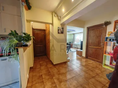 Apartament 3 camere Târgu Mureș - poza 2
