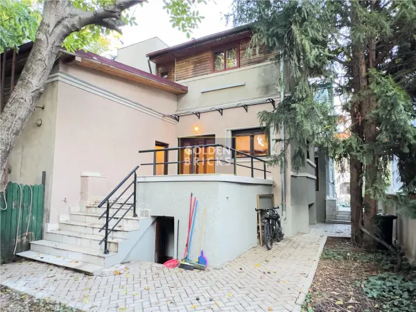 Casă 4 camere București - poza 1