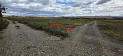Teren de vanzare cu suprafata de 5900 mp in  zona Partos - Alba Iulia
