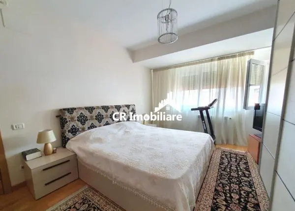 Apartament 5 camere București - poza 2