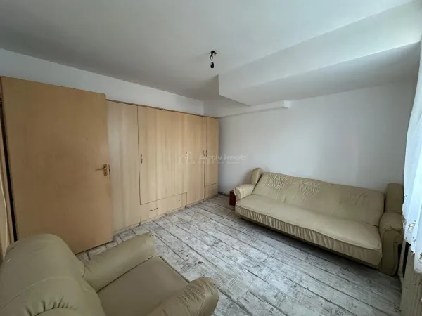 Apartament 2 camere Reșița - poza 5