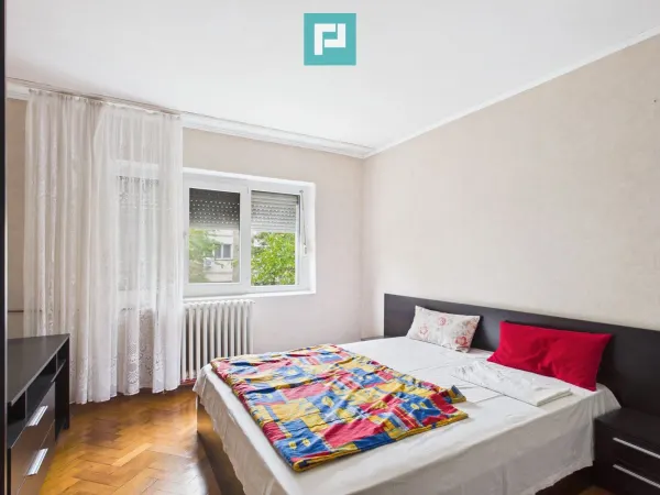 Apartament 3 camere Oradea - poza 11