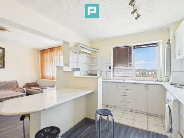 Apartament 3 camere Oradea - poza 2