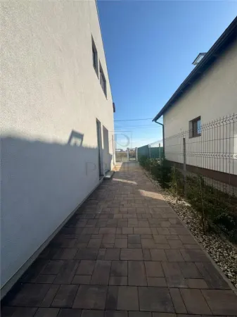Casă 5 camere Moșnița Nouă - poza 11