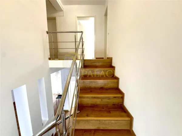 Casă 4 camere Rediu - poza 12