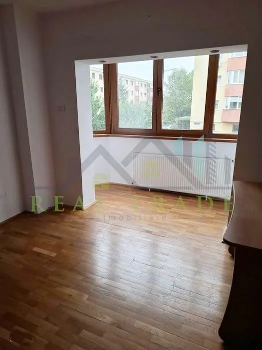 Apartament 4 camere Brașov - poza 1