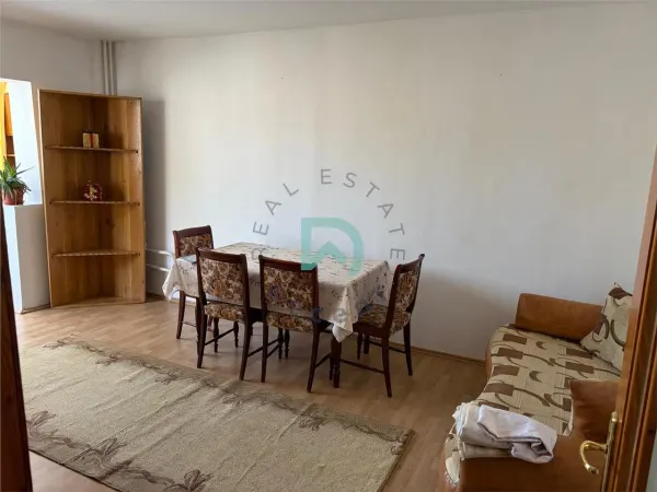 Apartament 3 camere Brașov - poza 1