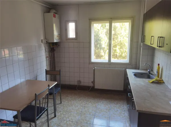 Apartament 4 camere Arad - poza 1