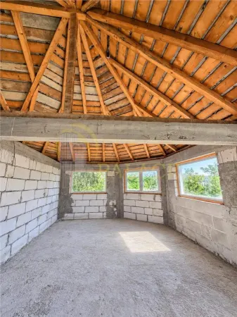 Casă 4 camere Cotofenesti - poza 2