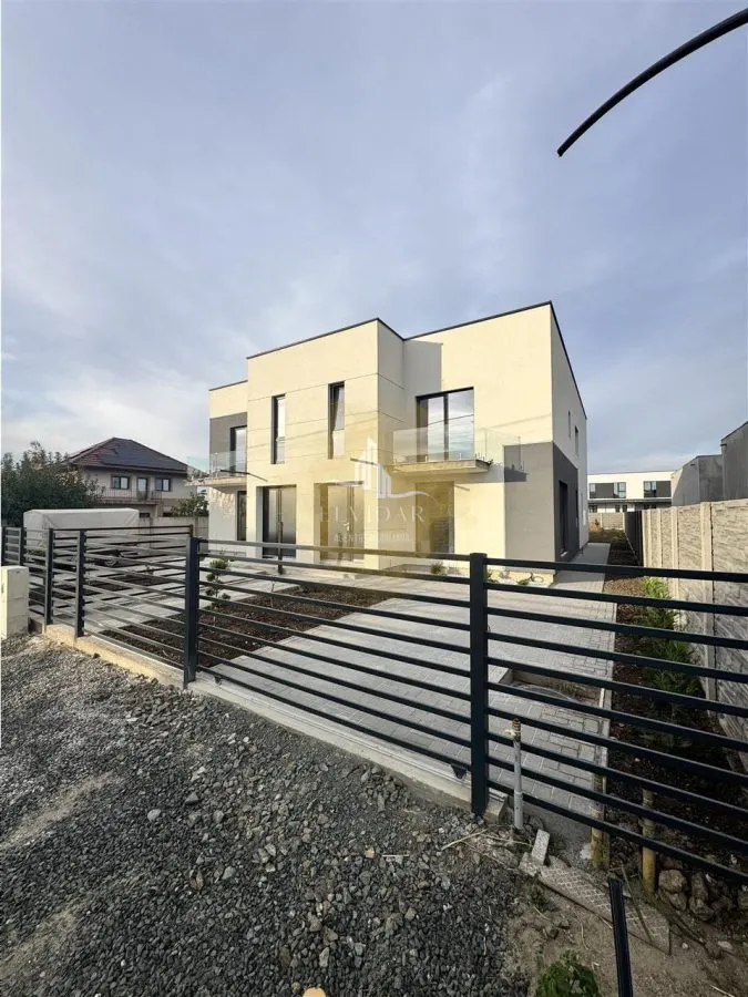 Casă 4 camere Dumbrăvița - poza 1