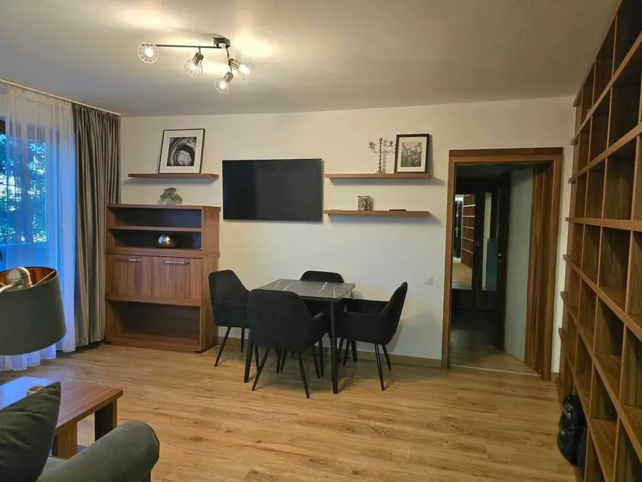 Apartament 3 camere București - poza 1
