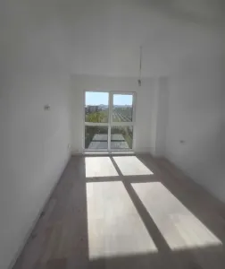 Apartament cu 2 camere in Lapis Residence – vedere spre Pepiniera Silvica Galata | Etaj 4/5 | Parcare subterana inclusa - Iasi