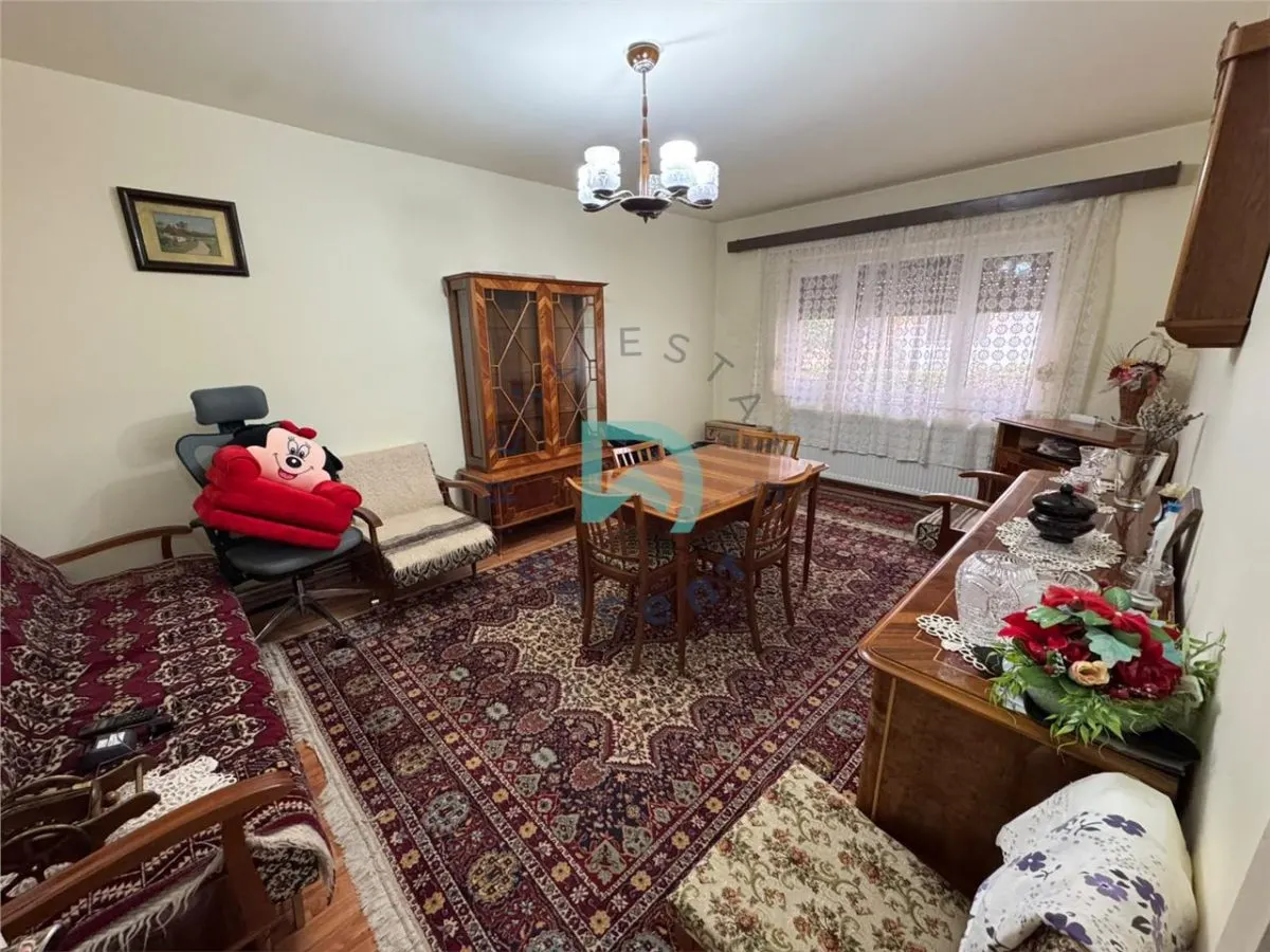 Apartament 3 camere Brașov - poza 1