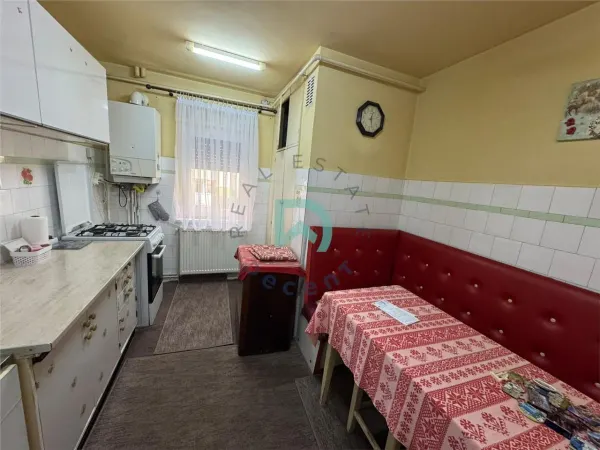 Apartament 3 camere Brașov - poza 4