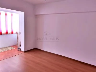 Apartament 3 camere Bârlad - poza 9