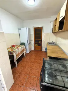 Apartament 3 camere Buzău - poza 8