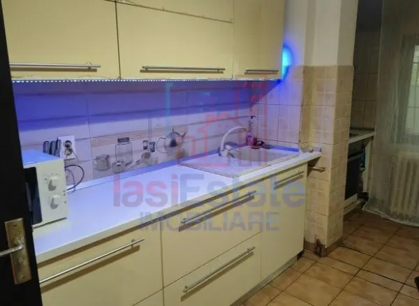 Apartament 3 camere Iași - poza 2