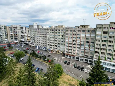 Spatiu comercial 128 mp, vitrinat, vad comercial format, acces direct, potential investitional, posibilitate extindere la 257 mp - Sfantu Gheorghe