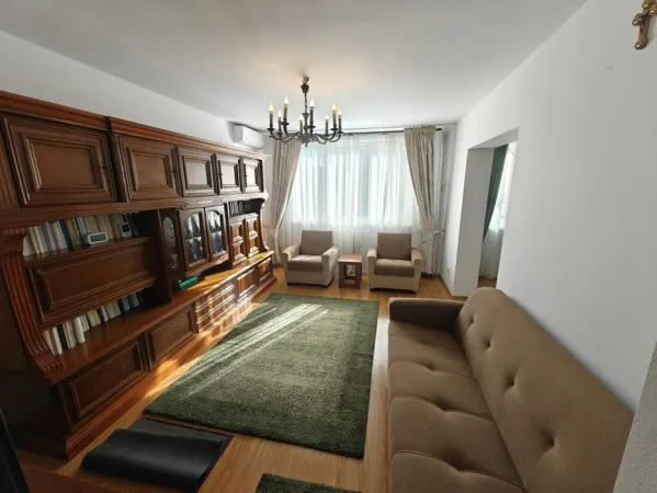 Apartament 4 camere Oradea - poza 1
