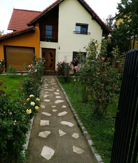 Casă 4 camere Utvin - poza 1