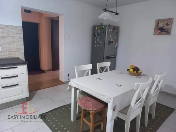 Apartament 3 camere Târgu Mureș - poza 2