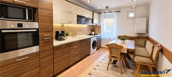 Apartament 3 camere Brașov - poza 2