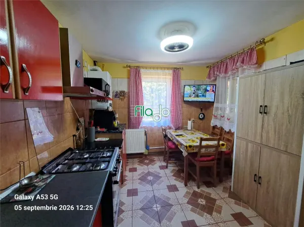 Casă 4 camere Tunari - poza 9