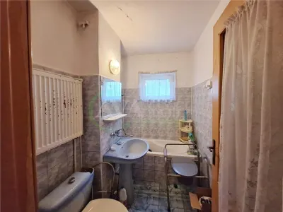 Apartament 3 camere Bacău - poza 11