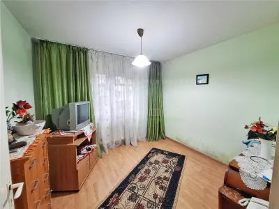 Apartament 3 camere Bacău - poza 3