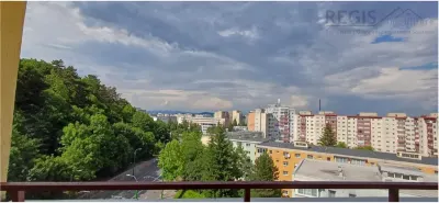 Apartament 3 camere cu parcare  Judetean - Brasov