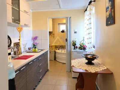 Casă 3 camere Odesti - poza 4
