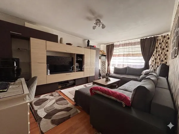 Apartament 3 camere Oradea - poza 1