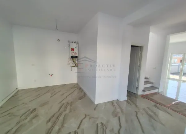 Casă 4 camere Suceava - poza 4