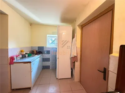 Casă 3 camere Ineu - poza 17