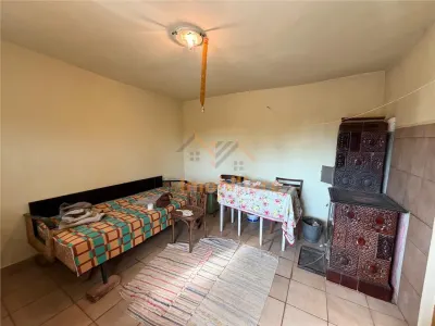 Casă 3 camere Ineu - poza 18