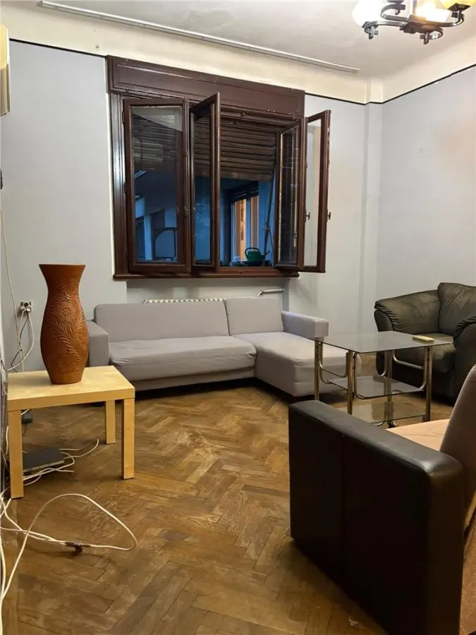 Apartament 3 camere București - poza 1