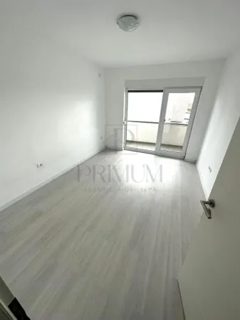 Casă 3 camere Dumbrăvița - poza 3
