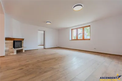 Casă 12 camere Brașov - poza 2