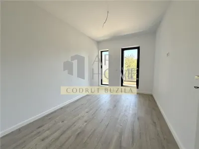 Apartament 3 camere Ploiești - poza 2
