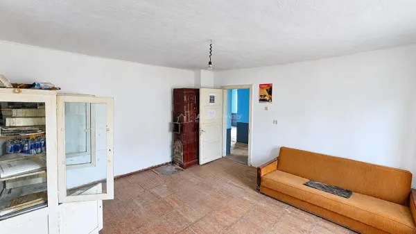 Casă 7 camere Lapusnicu Mare - poza 11
