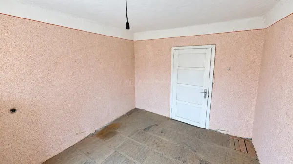 Casă 7 camere Lapusnicu Mare - poza 13