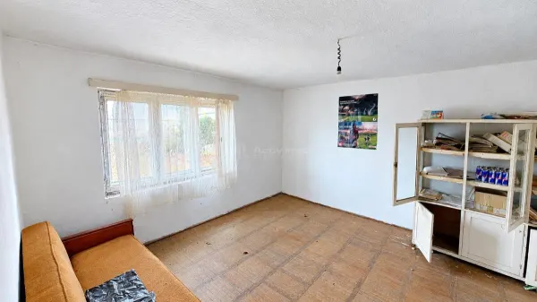 Casă 7 camere Lapusnicu Mare - poza 10