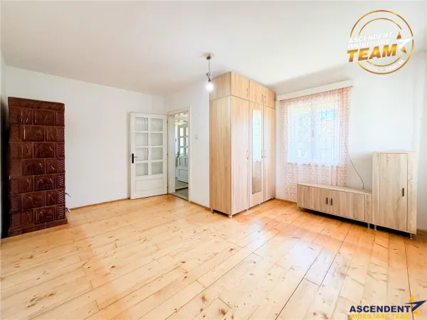 Casă 4 camere Valcele - poza 2