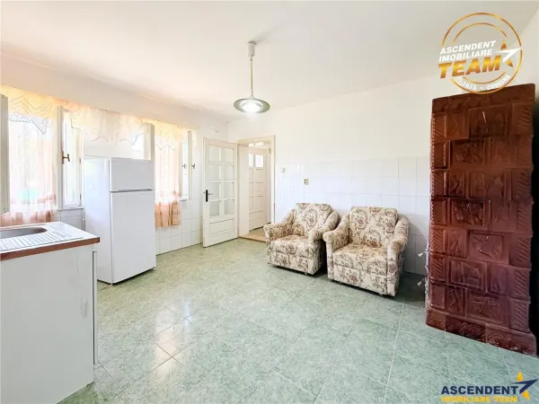 Casă 4 camere Valcele - poza 4