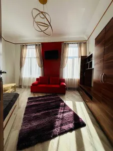 Proprietar inchiriez garsoniera ultracentral Piata Lahovary | Metrou Piata Romana - Bucuresti