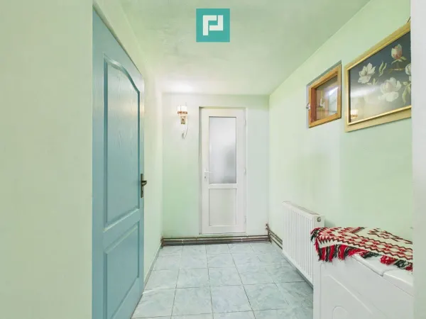 Casă 5 camere Hunedoara Timisana - poza 4