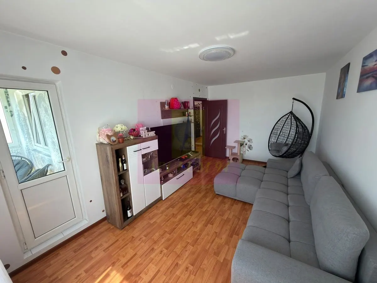 Apartament 3 camere București - poza 1