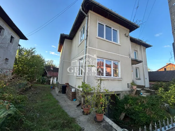 Casă 5 camere Baia Mare - poza 1