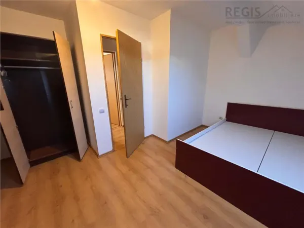 Apartament 3 camere Brașov - poza 3